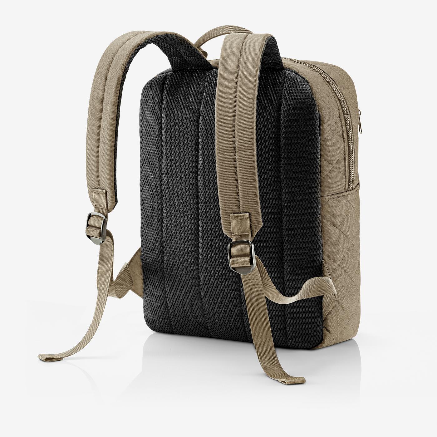 classic backpack M rhombus olive