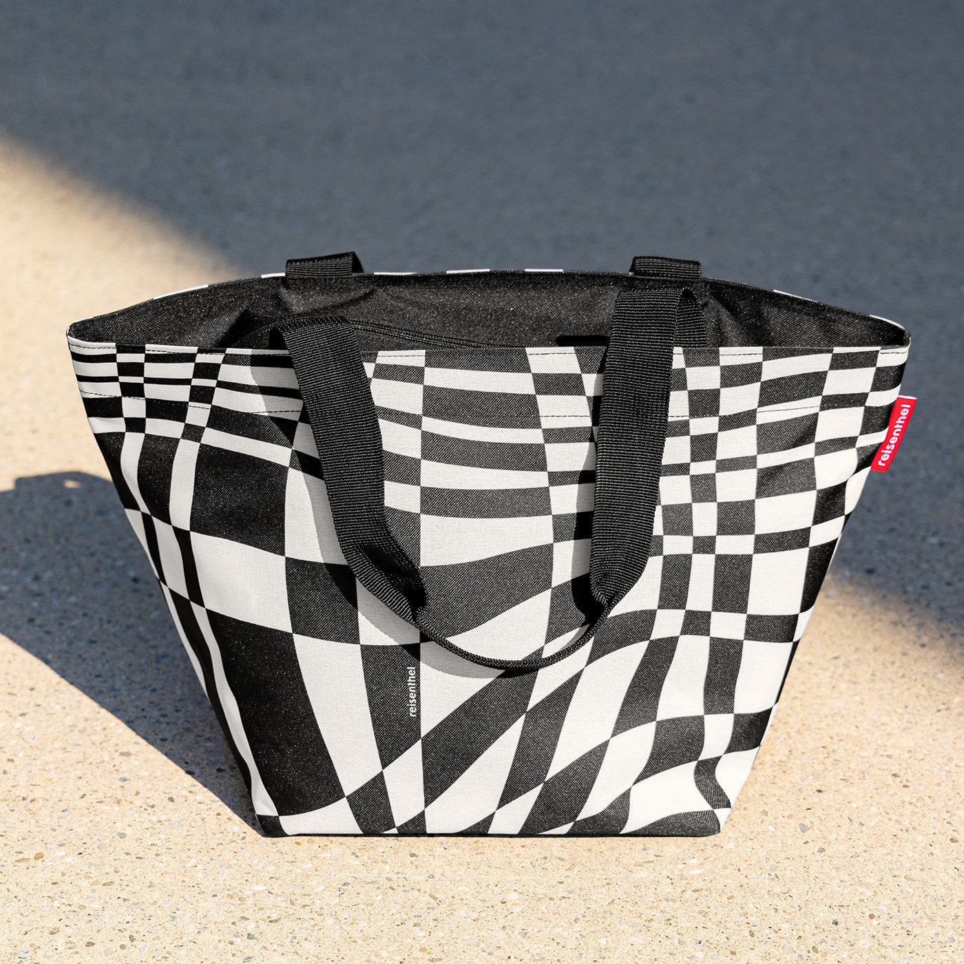 shopper M op-art